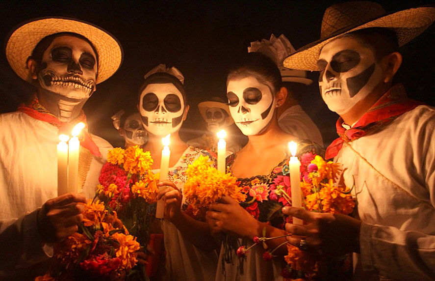 La Hanal Pixan: Un Viaje a la Tradición y la Memoria 39 La Hanal Pixan: Un Viaje a la Tradición y la Memoria